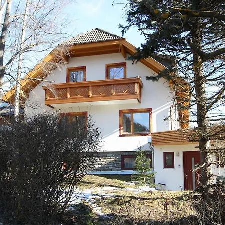 In Lungau Near Bus And Forest Санкт-Михель (Лунгау)