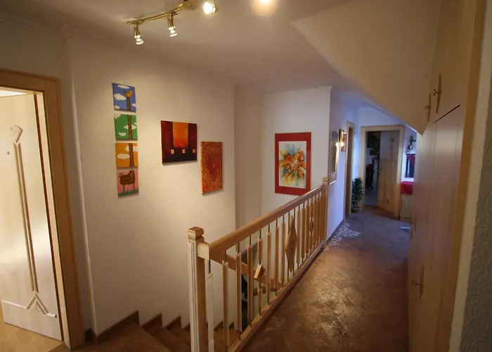 Apartman In Lungau Near Bus And Forest