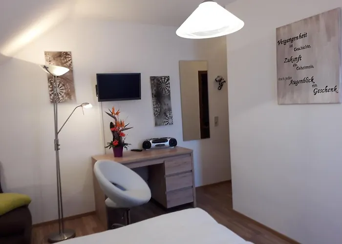 In Lungau Near Bus And Forest Apartman